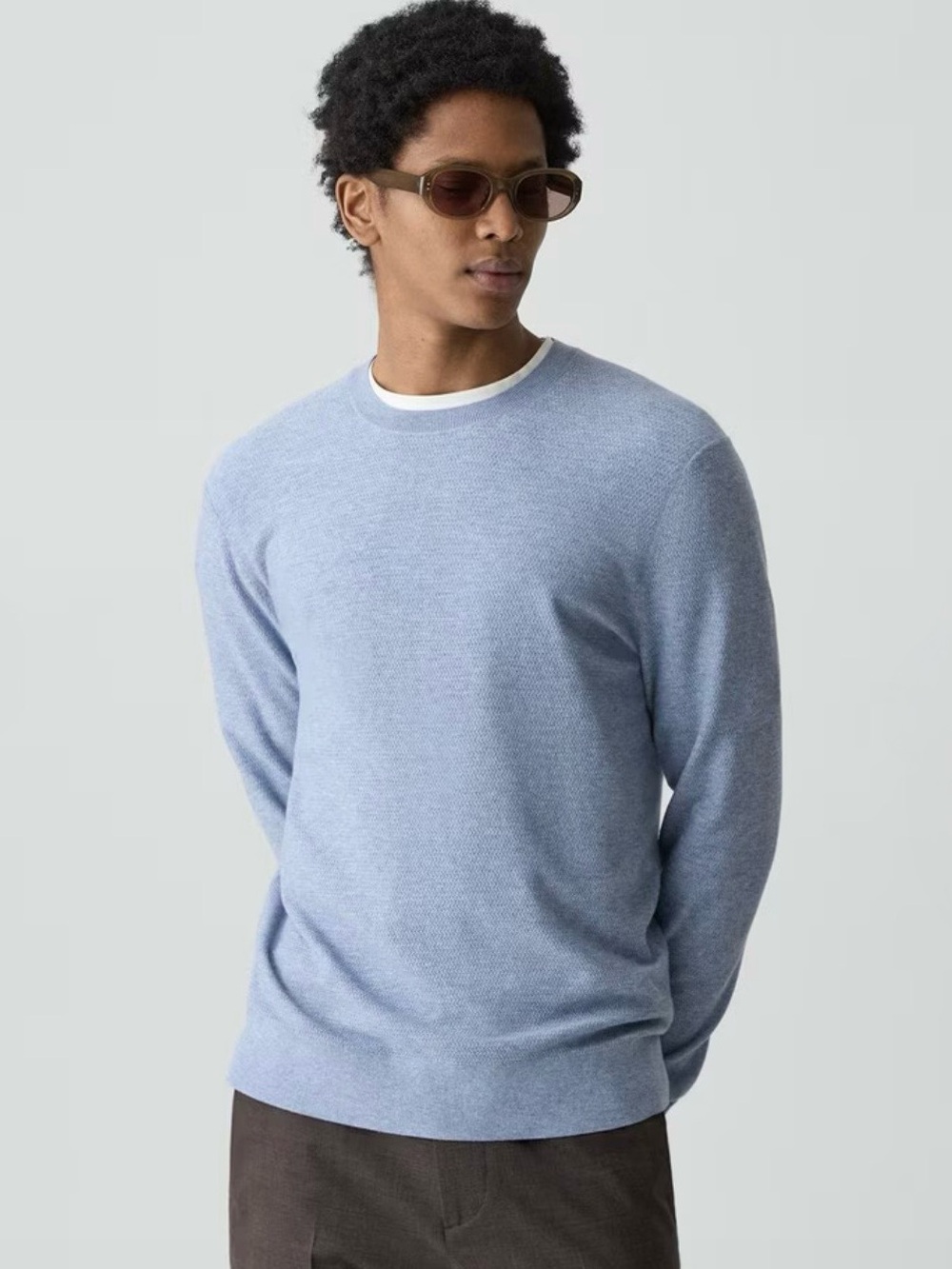 Theory Riland Crewneck Textured Sweater | Light Blue Lake Melange | Medium